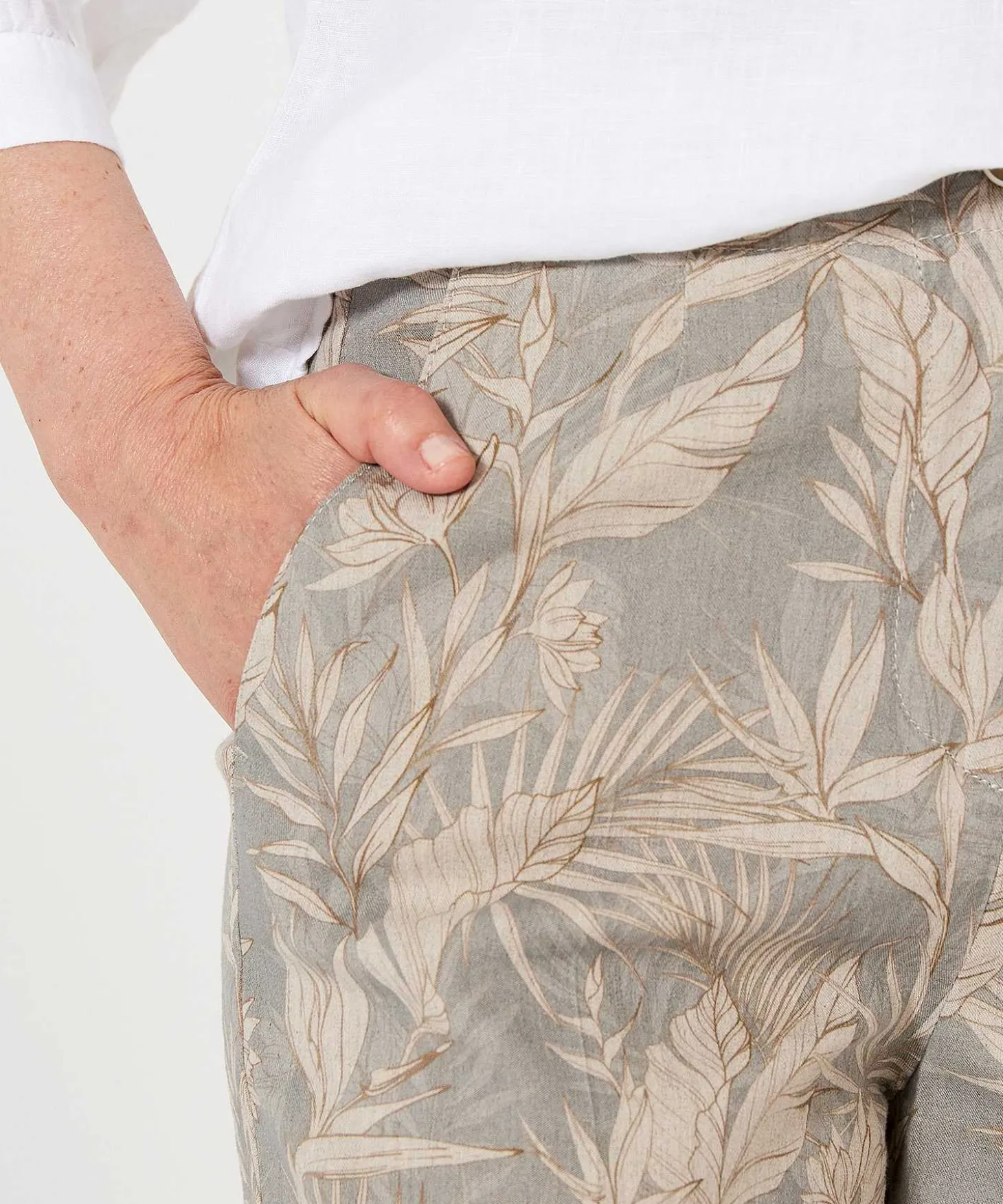 Brax Linnenmix Cropped Broek Bladprint Maine