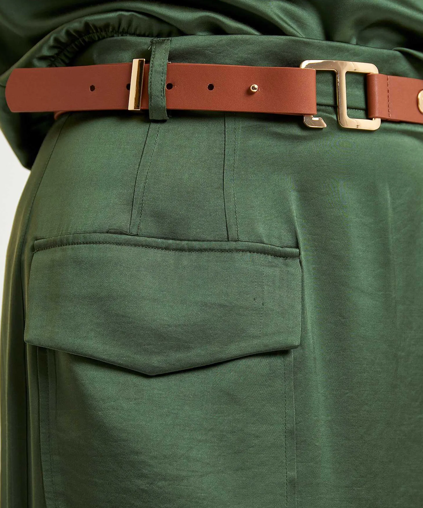 Caroline Biss Silky Rok Cargo