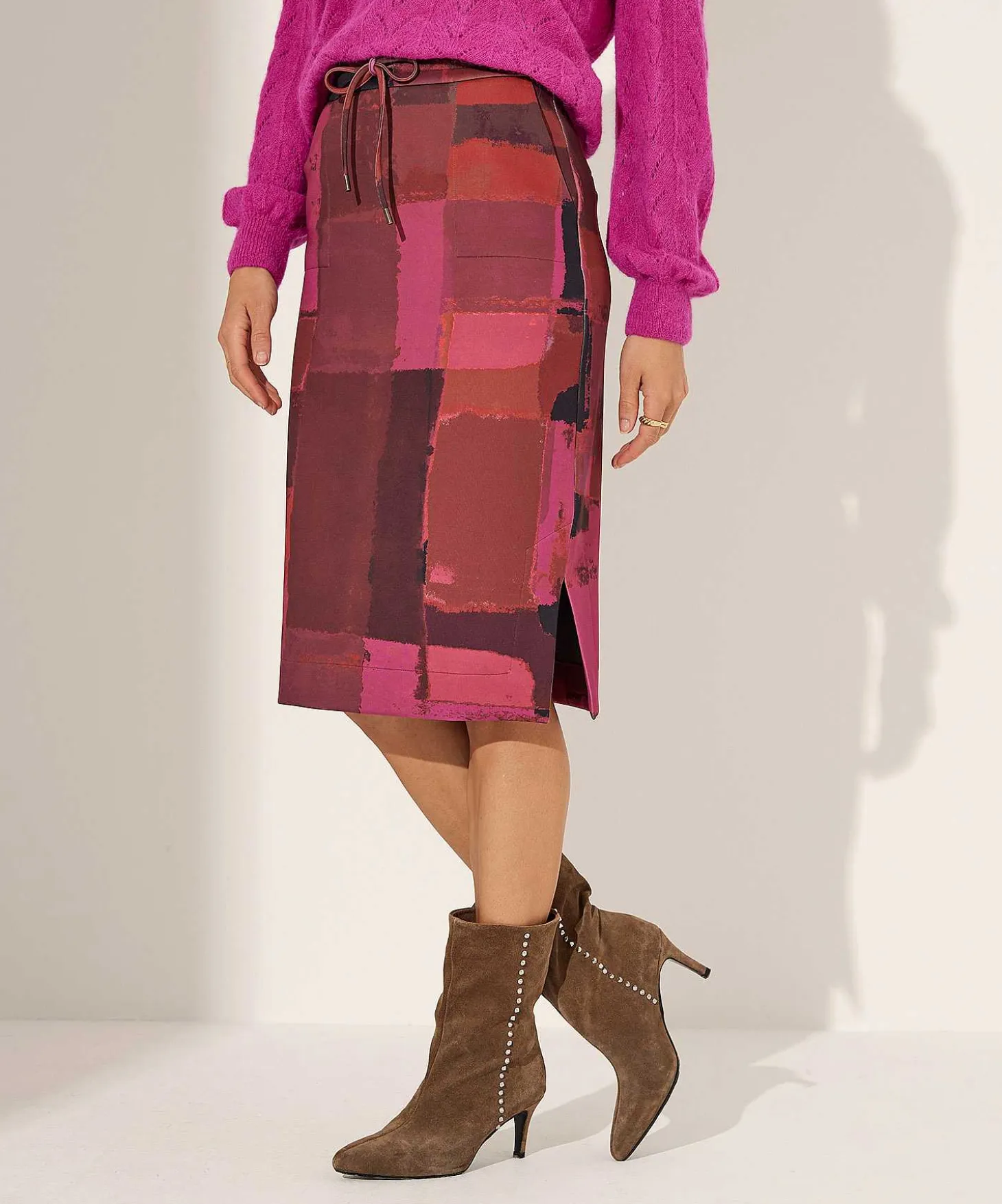 Kyra Scuba Rok Abstract Noella