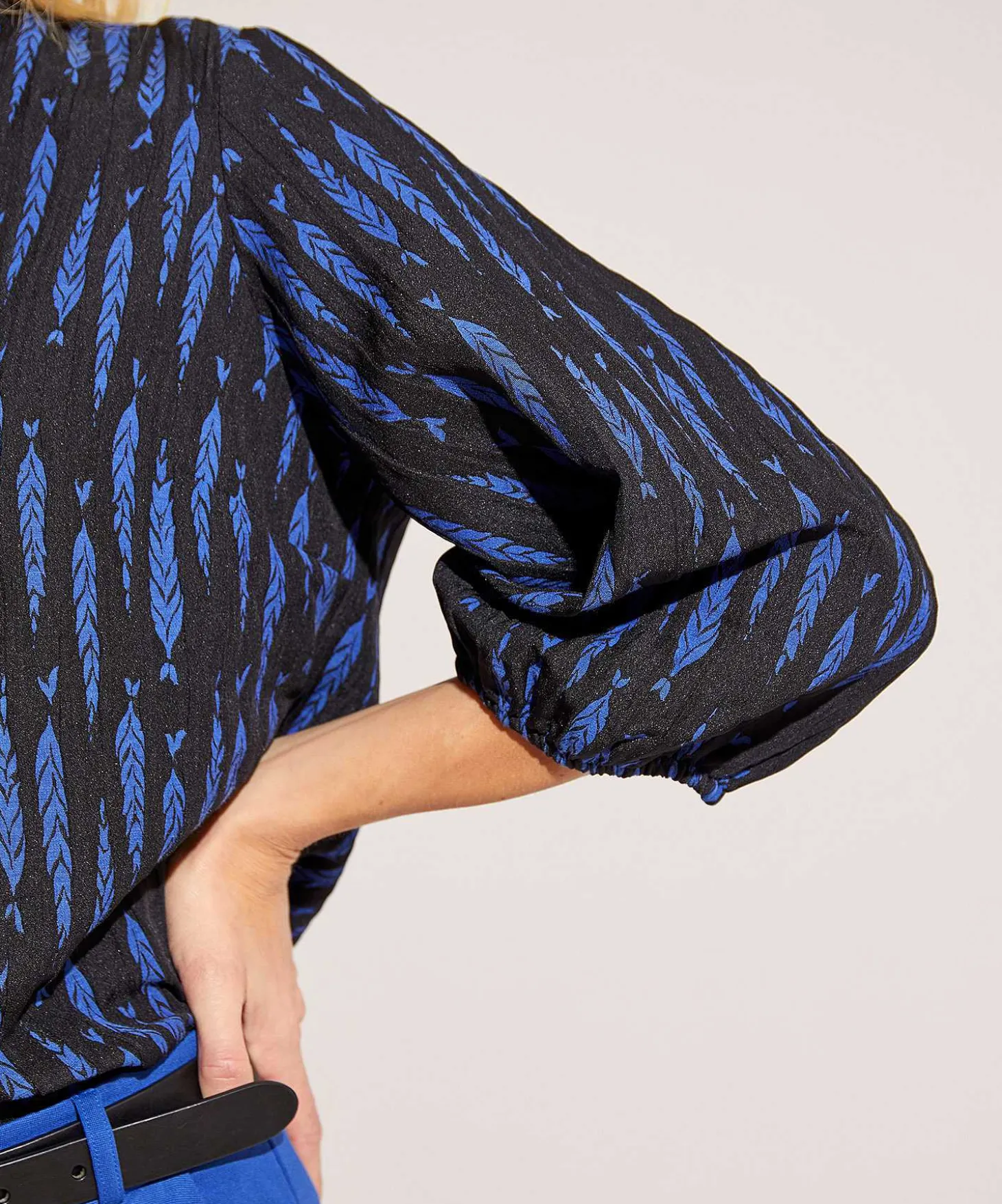 Kyra Two-Tone Top Eve