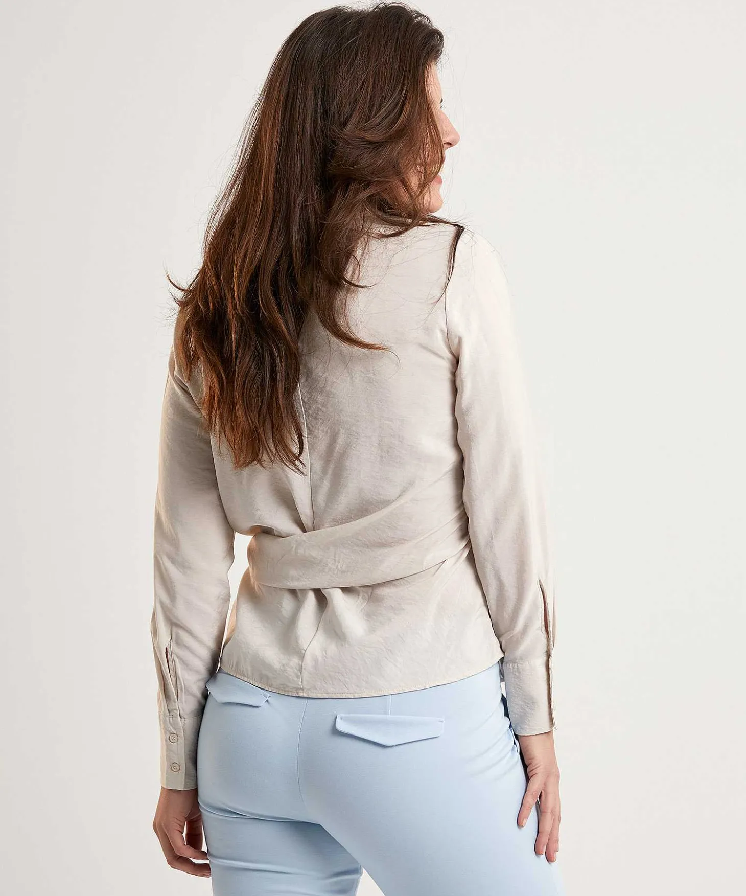 Oui Silky Blouse Met Knoop