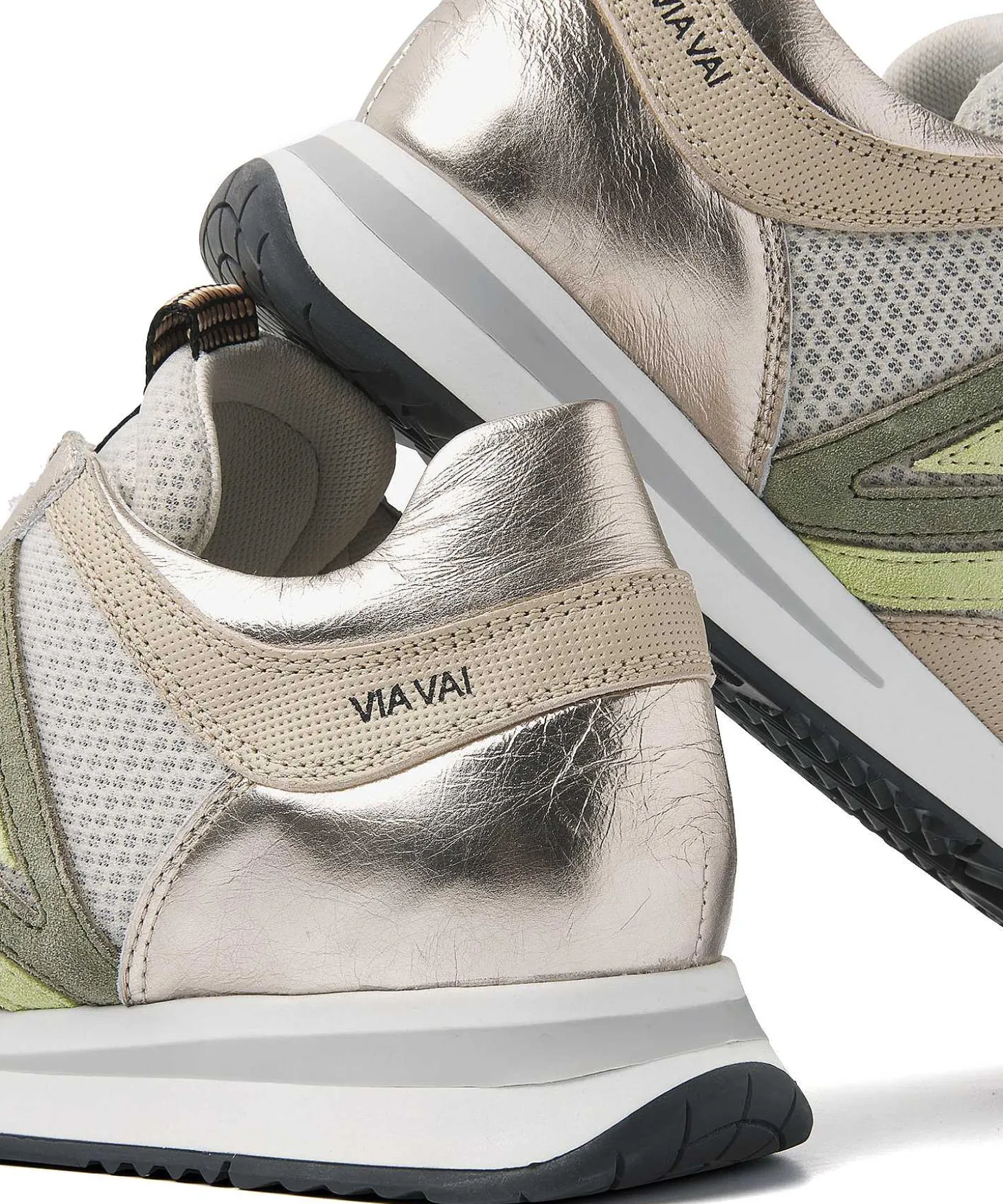 Via Vai Metallic Sneaker Nora Vibe